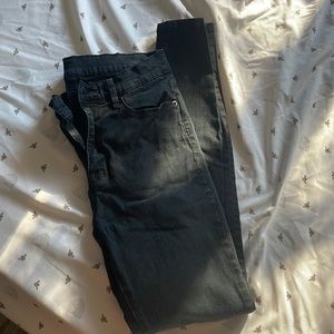 Black skinny jeans